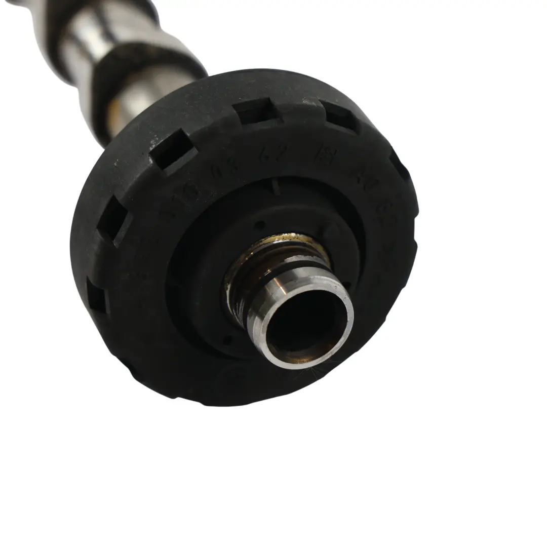 Nockenwelle Einlass Rechts für Mercedes A207 C218 mit Teilenummer A6420507201 Mercedes A207 C218 Nockenwelle Einlass Rechts - SKU A6420507201 - Teilenummer A6420507201