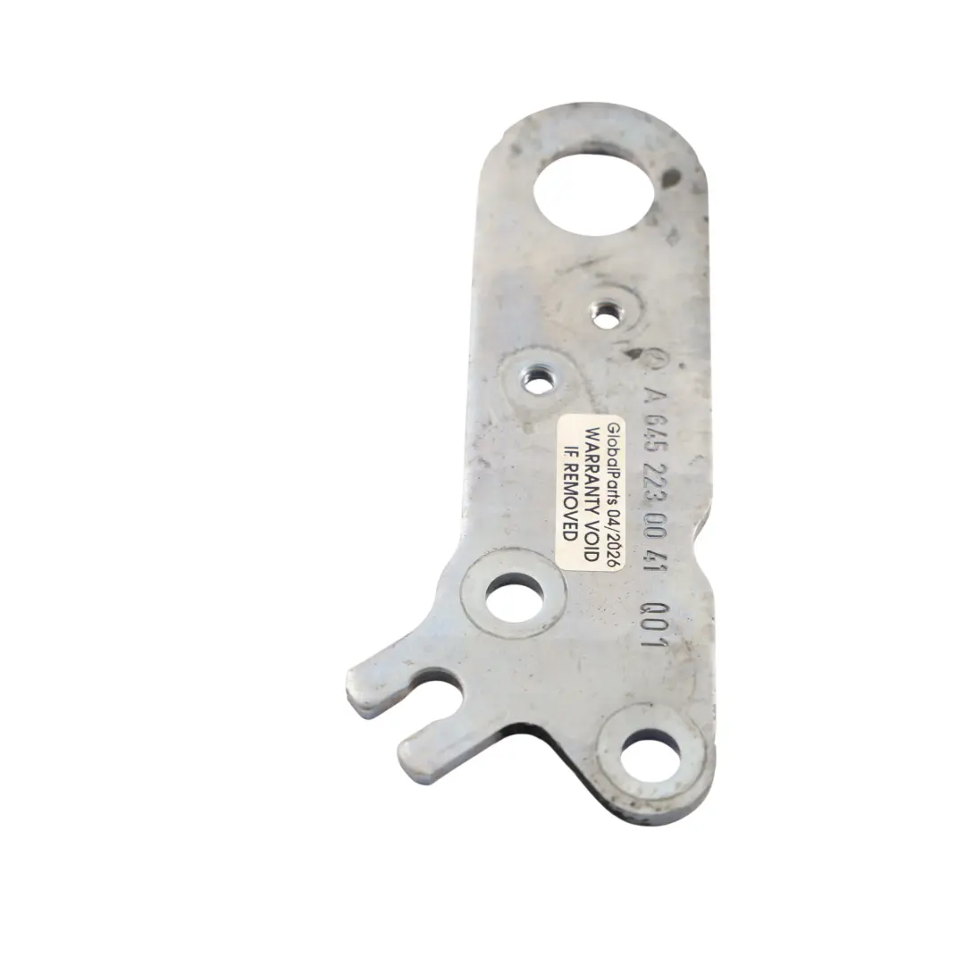 Supporto Motore OM651 Diesel per Mercedes W176 W246 con numero di parte A6452230041 Mercedes W176 W246 Supporto Motore OM651 Diesel - SKU A6452230041 - Numero di parte A6452230041