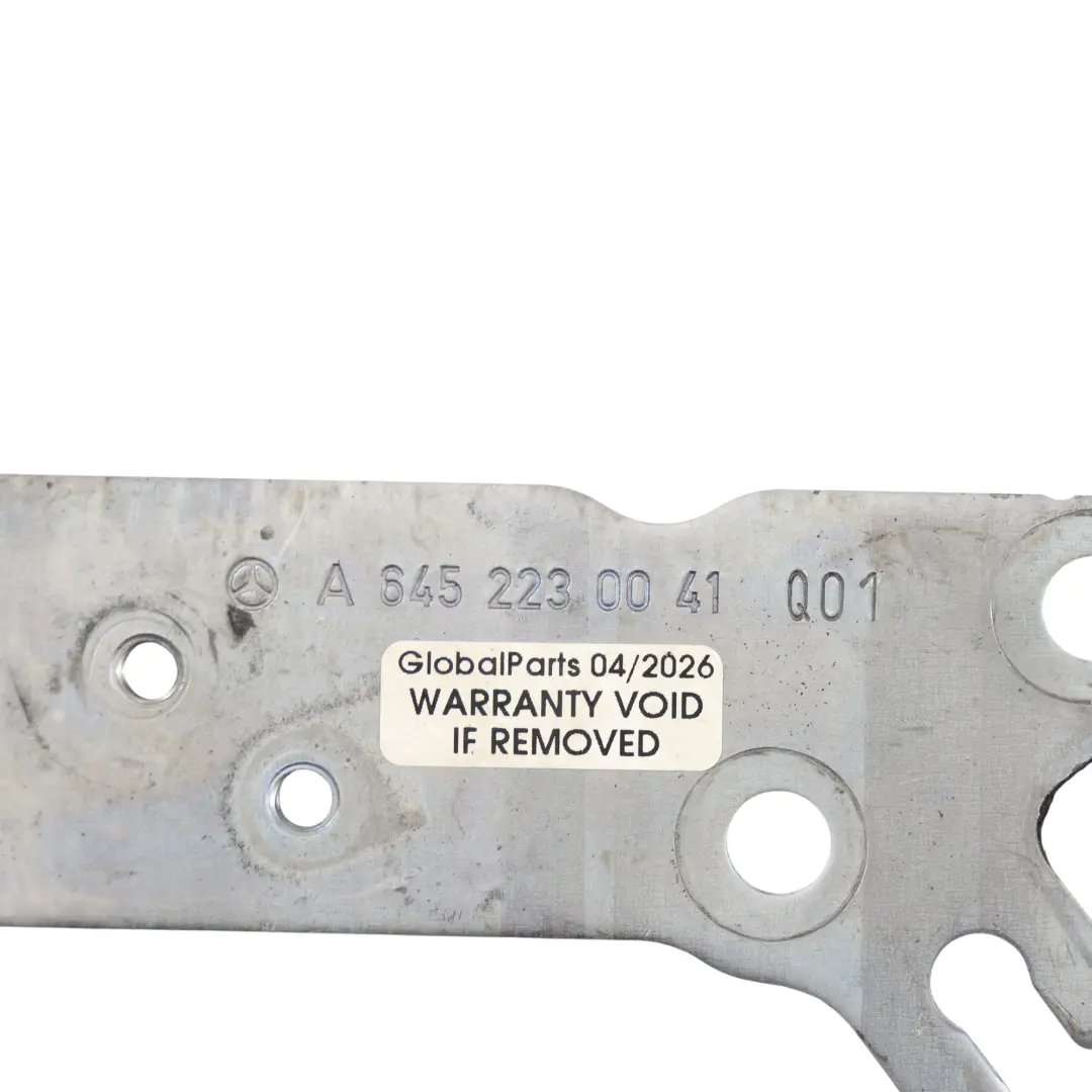 Supporto Motore OM651 Diesel per Mercedes W176 W246 con numero di parte A6452230041 Mercedes W176 W246 Supporto Motore OM651 Diesel - SKU A6452230041 - Numero di parte A6452230041