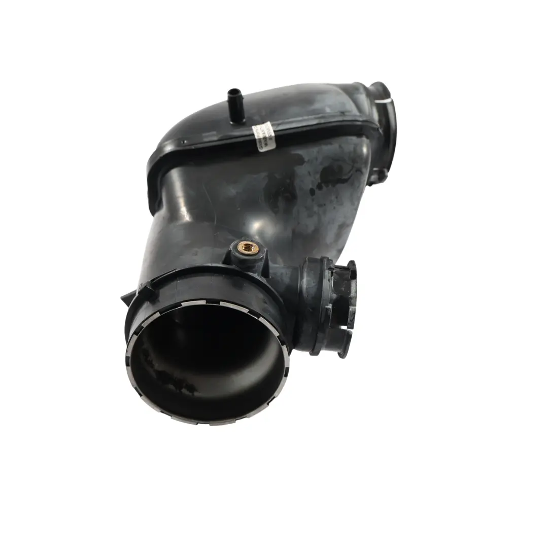 Rura Dolotowa Powietrza OM651 Diesel do Mercedes W176 W246 o numerze A6510900409 Mercedes W176 W246 Rura Dolotowa Powietrza OM651 Diesel - SKU A6510900409 - Numer Części A6510900409