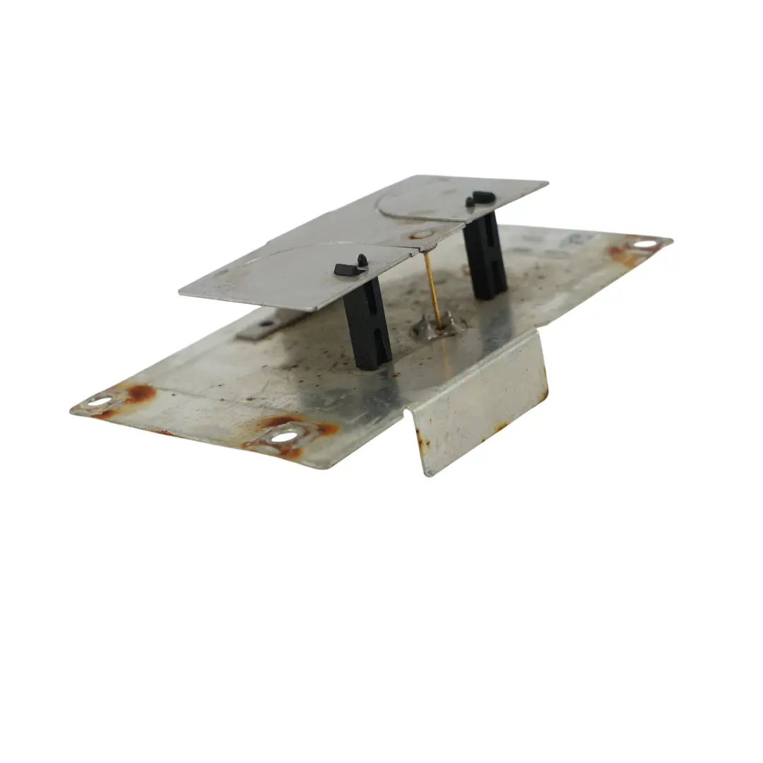 Amplificatore Antenna Telefono Cellulare GSM 8H0035503 per Audi A4 B7 con numero di parte A8H0035503 Audi A4 B7 Amplificatore Antenna Telefono Cellulare GSM 8H0035503 - SKU A8H0035503 - Numero di parte A8H0035503