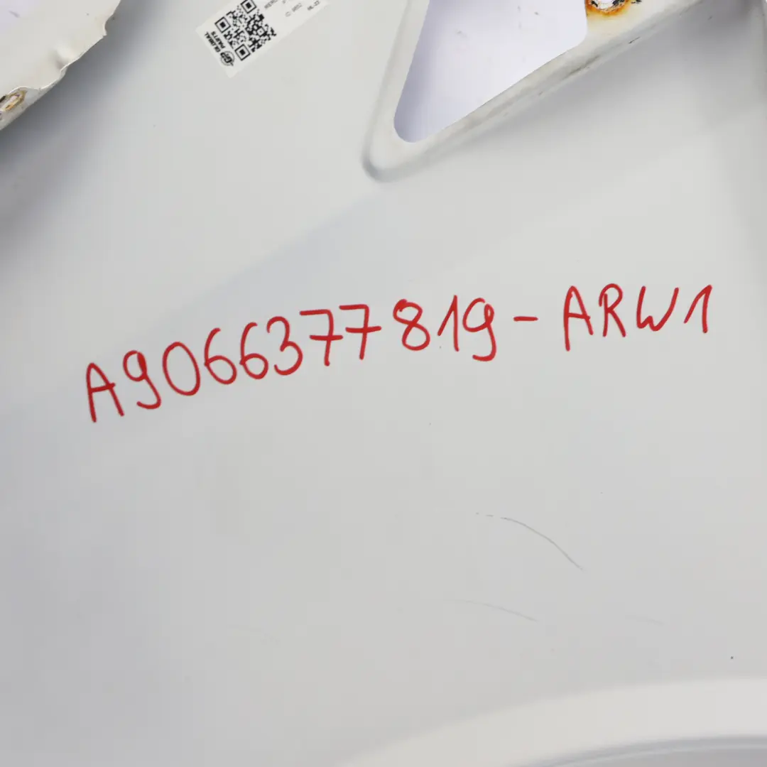 Seitenteil Vorne Rechts Kotflügel Arctic White 9147 für Mercedes Sprinter W906 mit Teilenummer A9066377819 Mercedes Sprinter W906 Seitenteil Vorne Rechts Kotflügel Arctic White 9147 - SKU A9066377819-ARW1 - Teilenummer A9066377819