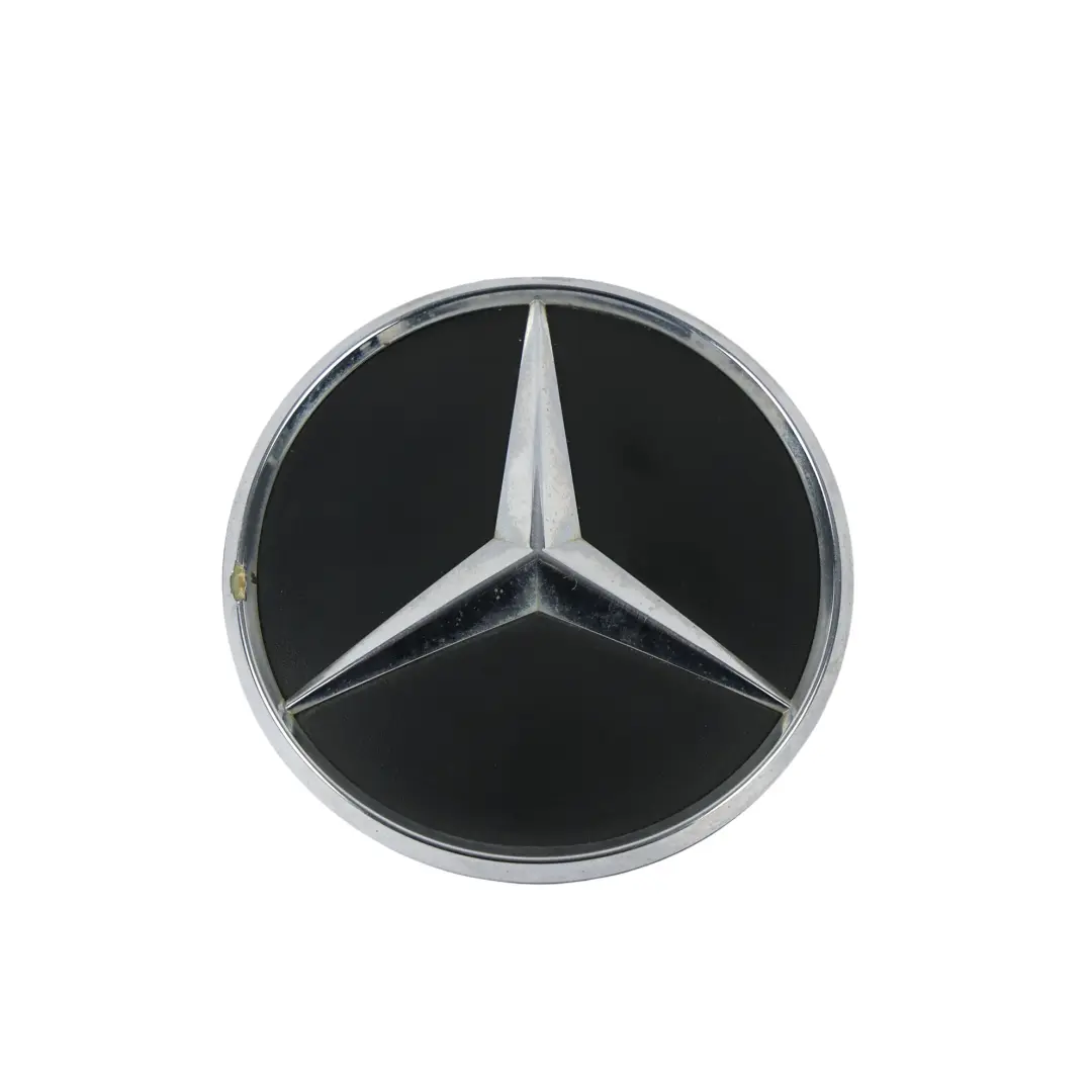 Emblemat Tylnych Drzwi Klapy do Mercedes Sprinter W906 o numerze A9067580058 Mercedes Sprinter W906 Emblemat Tylnych Drzwi Klapy - SKU A9067580058-2 - Numer Części A9067580058