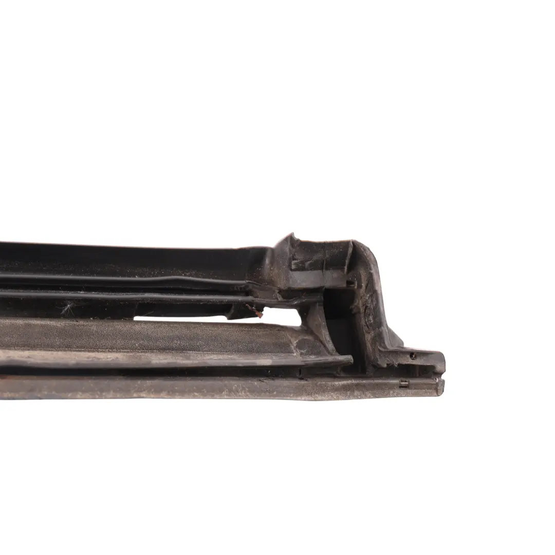 Door Window Seal Trim Gasket Sealing to Land Rover Freelander L314 Rear with Part number ASR2652 Land Rover Freelander L314 Rear Door Window Seal Trim Gasket Sealing - SKU ASR2652 - Part number ASR2652