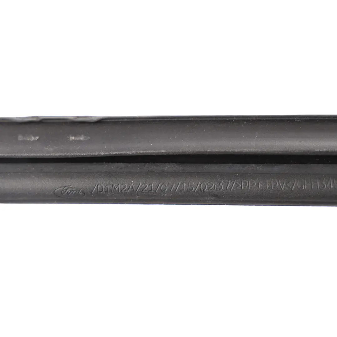Ford Fiesta MK7 Junta Burlete Ventana Puerta Delantera Derecha - SKU BA61-B20570-AA - Número de pieza BA61-B20570-AA