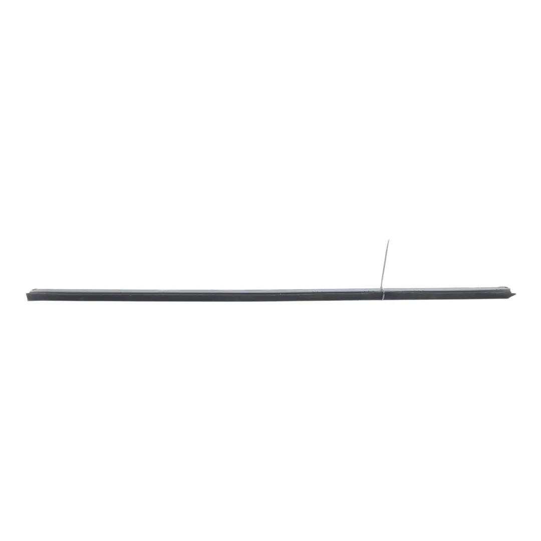 Junta Burlete Ventana Puerta Delantera Izquierda para Ford Fiesta MK7 con número de pieza BA61-B20571-AA Ford Fiesta MK7 Junta Burlete Ventana Puerta Delantera Izquierda - SKU BA61-B20571-AA - Número de pieza BA61-B20571-AA