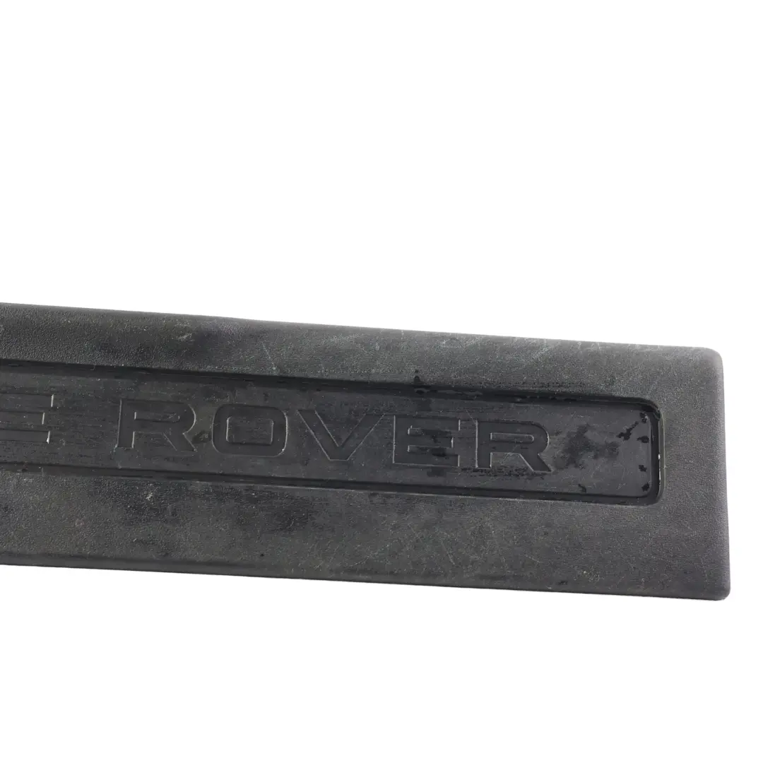 Range Rover Evoque L538 Moldura Entrada Puerta Delantera Derecha - SKU BJ32-13200-ADW-1 - Número de pieza BJ32-13200-ADW