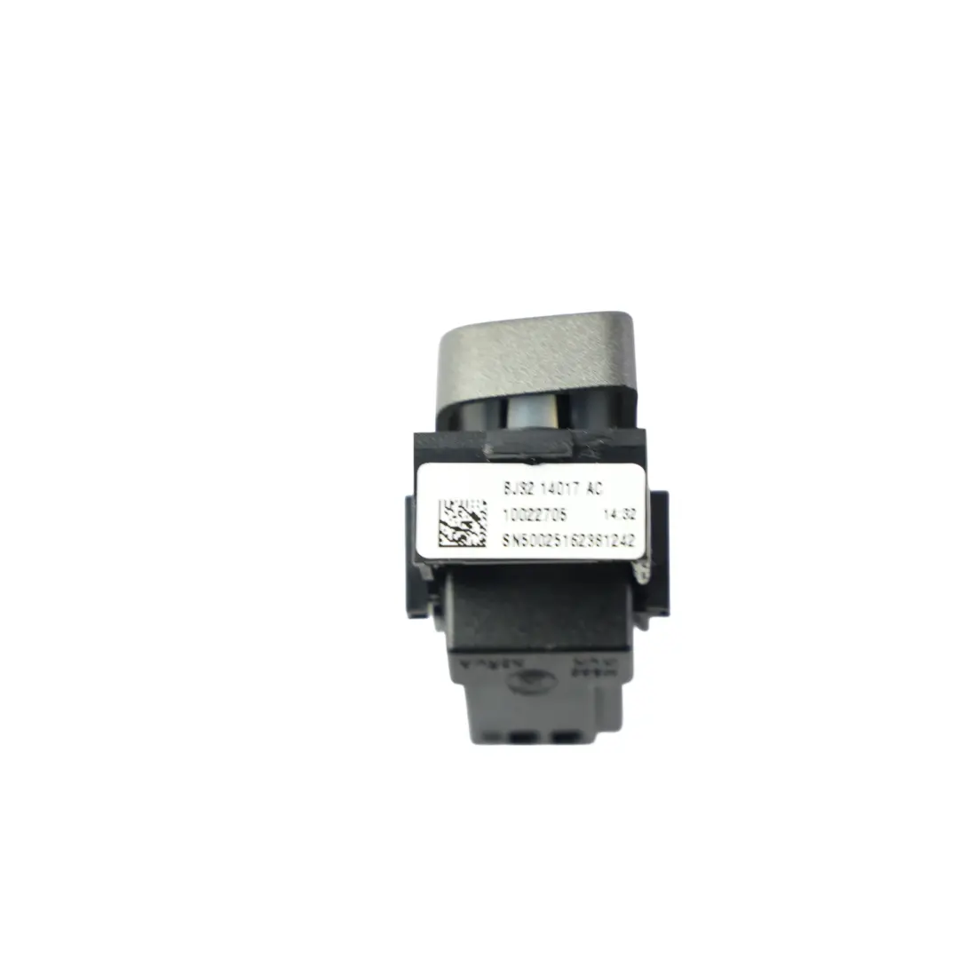 Front Door Central Lock Switch Right O/S to Range Rover Evoque L538 with Part number BJ32-14017-AC Range Rover Evoque L538 Front Door Central Lock Switch Right O/S - SKU BJ32-14017-AC - Part number BJ32-14017-AC