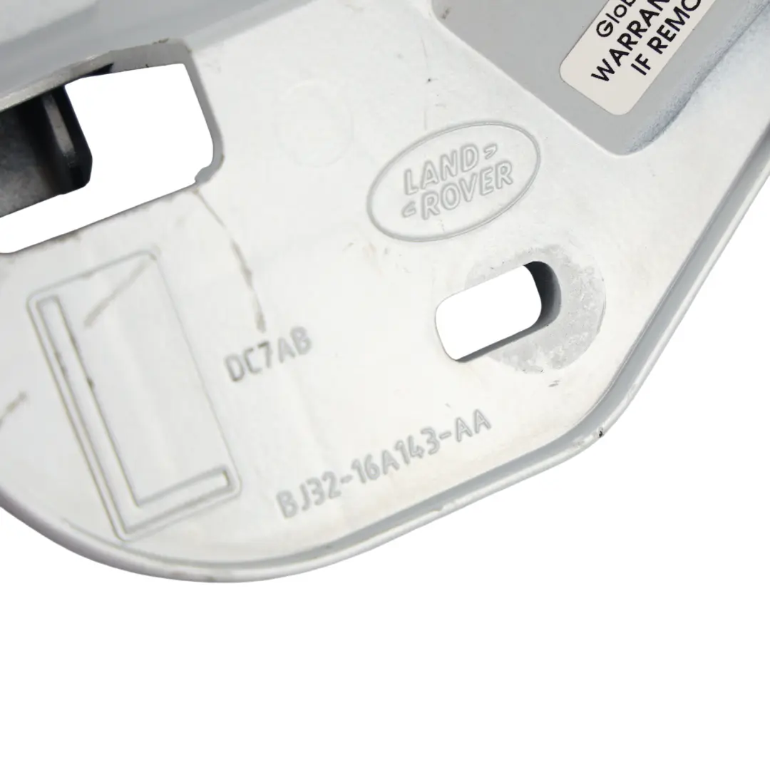 Supporto Parafango Ant. Sinistro Bianco Yulong per Range Rover Evoque con numero di parte BJ32-16A143-AA Range Rover Evoque Supporto Parafango Ant. Sinistro Bianco Yulong - SKU BJ32-16A143-AA-YWH - Numero di parte BJ32-16A143-AA