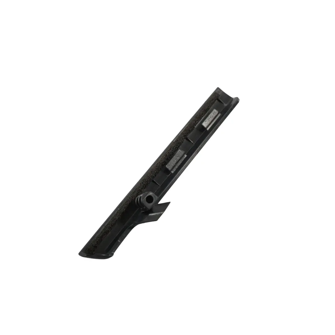 Moldura Ventana Puerta Delantera Izquierda para Range Rover Evoque L538 con número de pieza BJ32-21447-AD Range Rover Evoque L538 Moldura Ventana Puerta Delantera Izquierda - SKU BJ32-21447-AD - Número de pieza BJ32-21447-AD