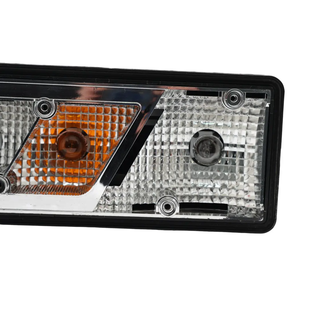 Ford Transit V363 Lampa Tylna Platformy Prawa - SKU BK31-13404-CC-1 - Numer Części BK31-13404-CC