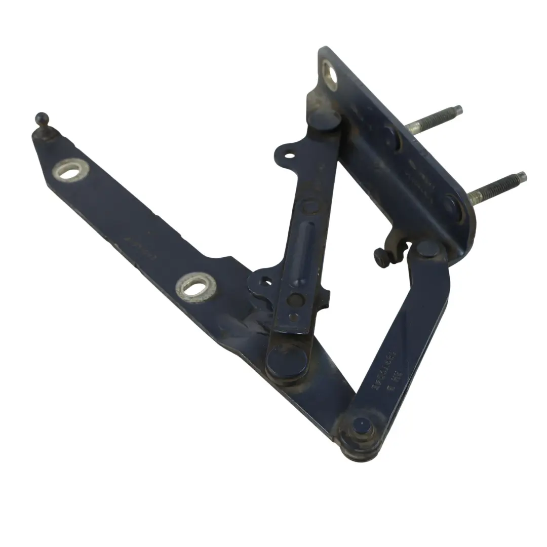 Land Rover Discovery 3 L319 Charnière Capot Gauche - SKU BKB780030-CAIR - Numéro de pièce BKB780030