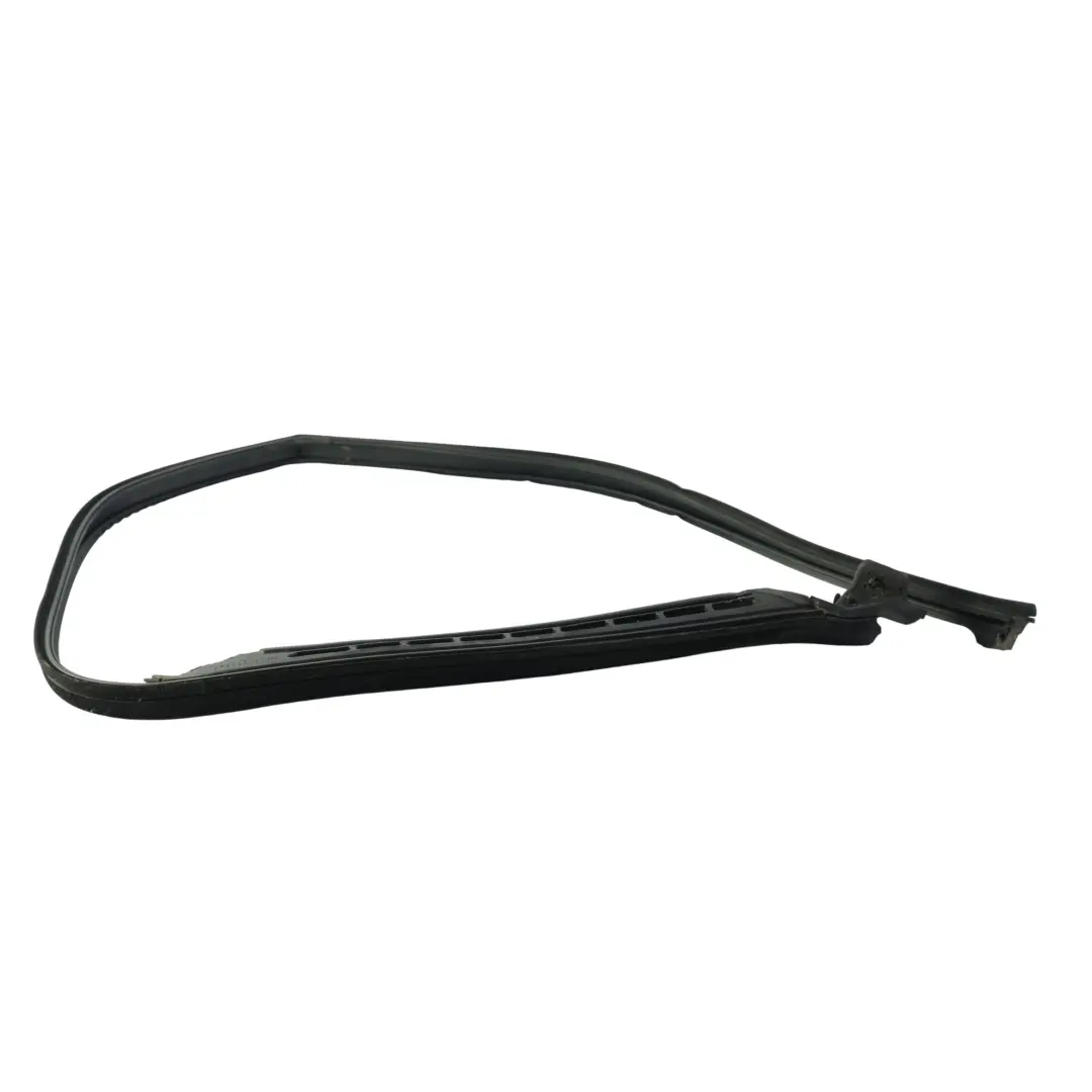 Guarnizione Porta Anteriore Superiore Gomma Sinistra per Range Rover L322 con numero di parte CFE000156 Range Rover L322 Guarnizione Porta Anteriore Superiore Gomma Sinistra - SKU CFE000156 - Numero di parte CFE000156