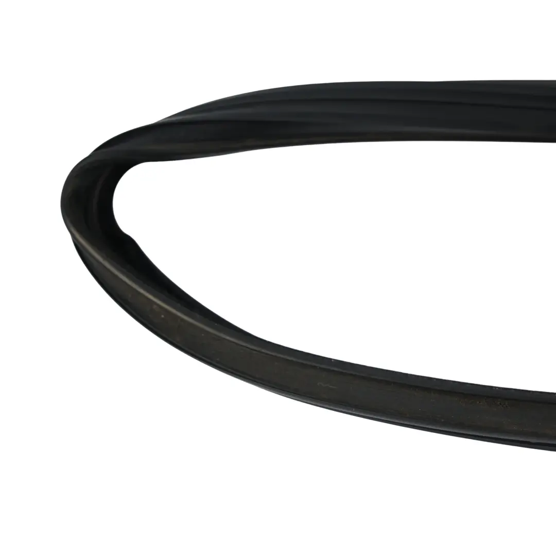 Land Rover Discovery 3 L319 Guarnizione Vetro Porta Ant. Sx 5H2Z-7821597-AB - SKU CFE000492 - Numero di parte CFE000492