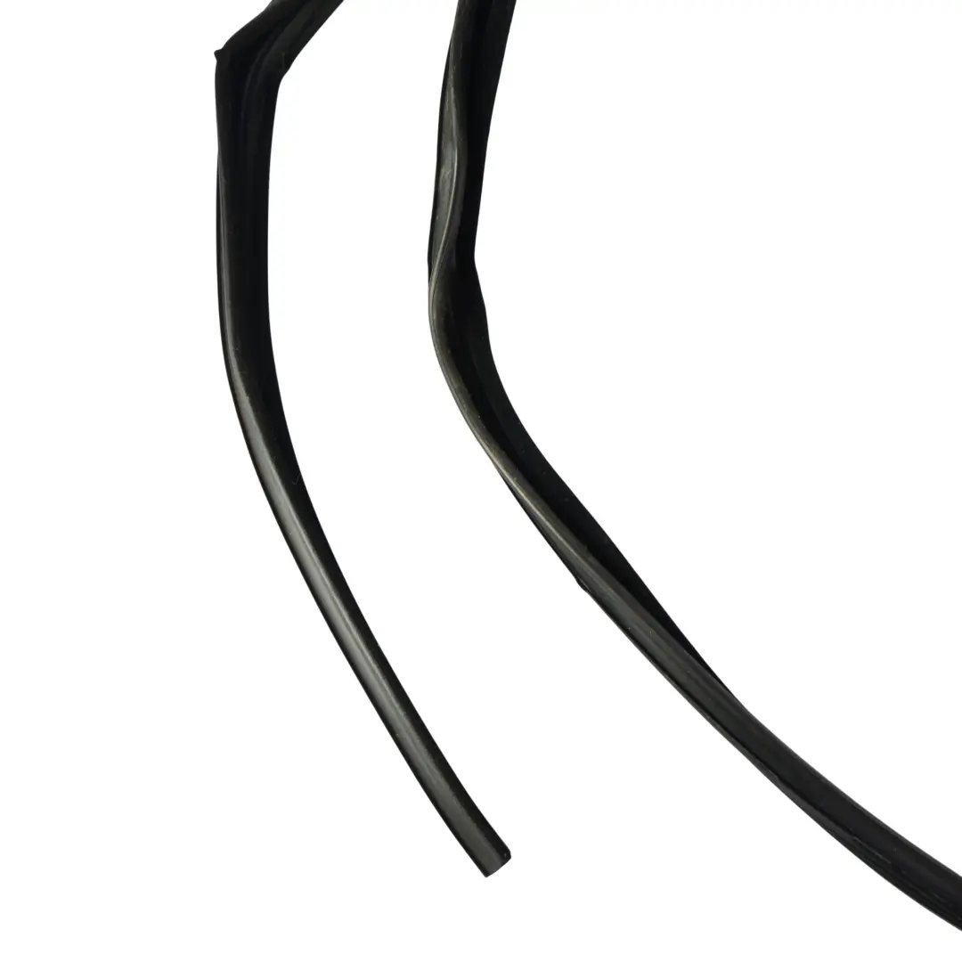 Joint Vitre Porte Avant Gauche pour Land Rover Range Rover Sport L320 à propos du numéro de pièce CFE000794 Land Rover Range Rover Sport L320 Joint Vitre Porte Avant Gauche - SKU CFE000794 - Numéro de pièce CFE000794