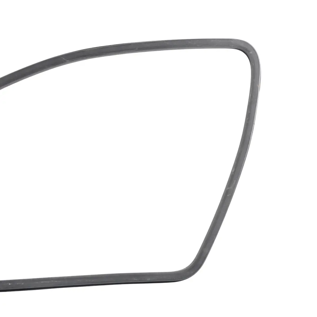 Inner Window Seal Front Right O/S to Land Rover Freelander L314 with Part number CGE000700 Land Rover Freelander L314 Inner Window Seal Front Right O/S - SKU CGE000700 - Part number CGE000700