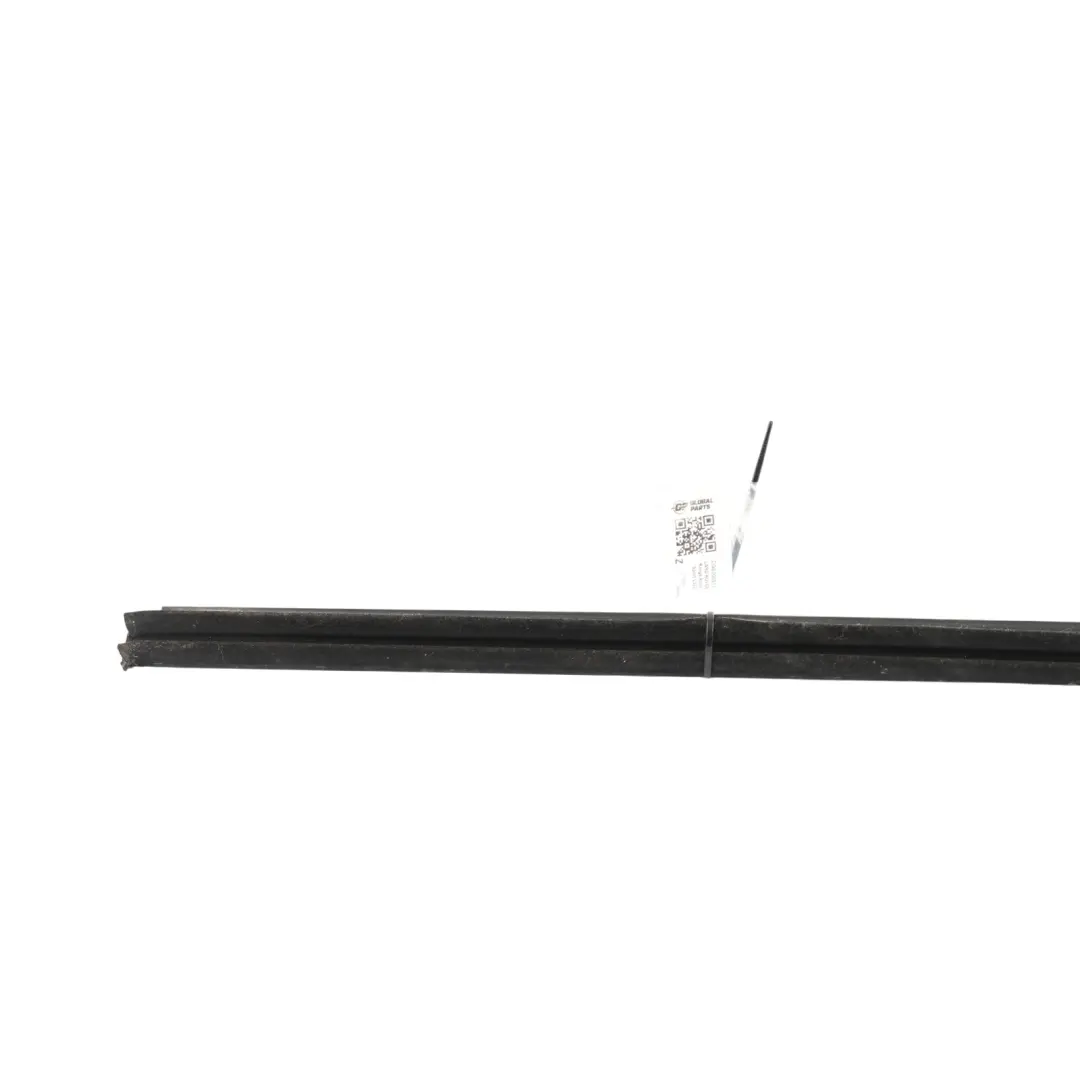 Range Rover L320 Joint Étanchéité Vitre Porte Avant Gauche 5H32-202W08-DA - SKU CGE000912 - Numéro de pièce CGE000912