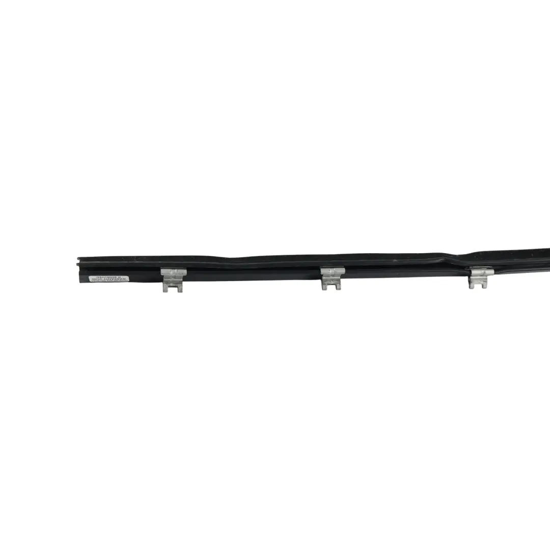 Baguette Porte Arrière Droite Intérieure pour Range Rover Sport L320 à propos du numéro de pièce CGE000922 Range Rover Sport L320 Baguette Porte Arrière Droite Intérieure - SKU CGE000922 - Numéro de pièce CGE000922