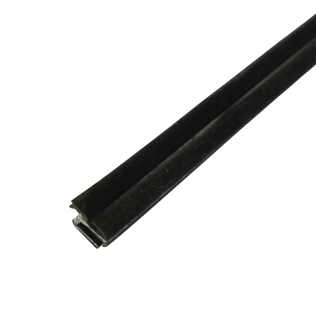 Door Strip Moulding Strip Inner Right O/S to Range Rover Sport L320 Rear with Part number CGE000922 Range Rover Sport L320 Rear Door Strip Moulding Strip Inner Right O/S - SKU CGE000922 - Part number CGE000922