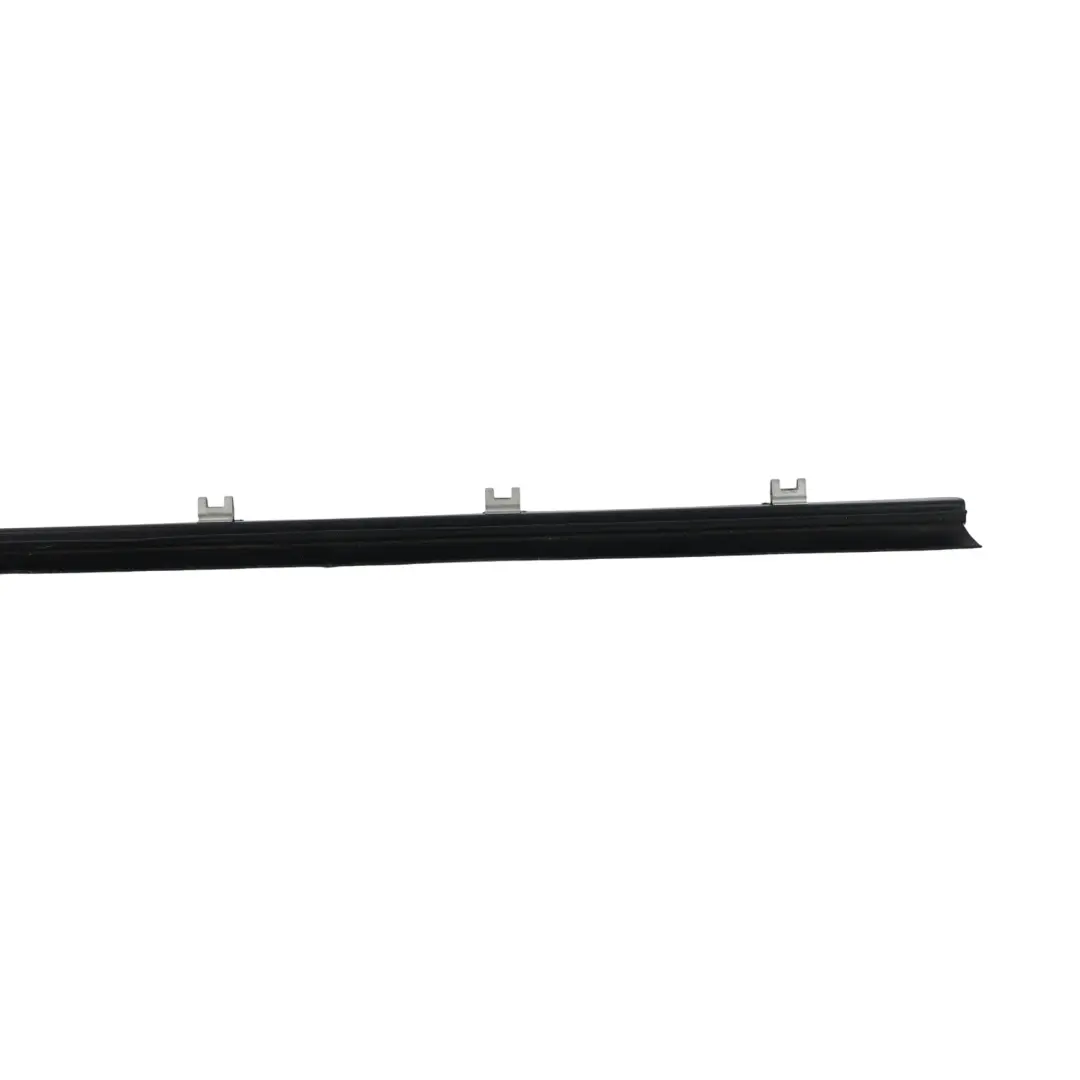 Tür Hinten Dichtungsleiste Links für Range Rover Sport L320 mit Teilenummer CGE000932 Range Rover Sport L320 Tür Hinten Dichtungsleiste Links - SKU CGE000932 - Teilenummer CGE000932