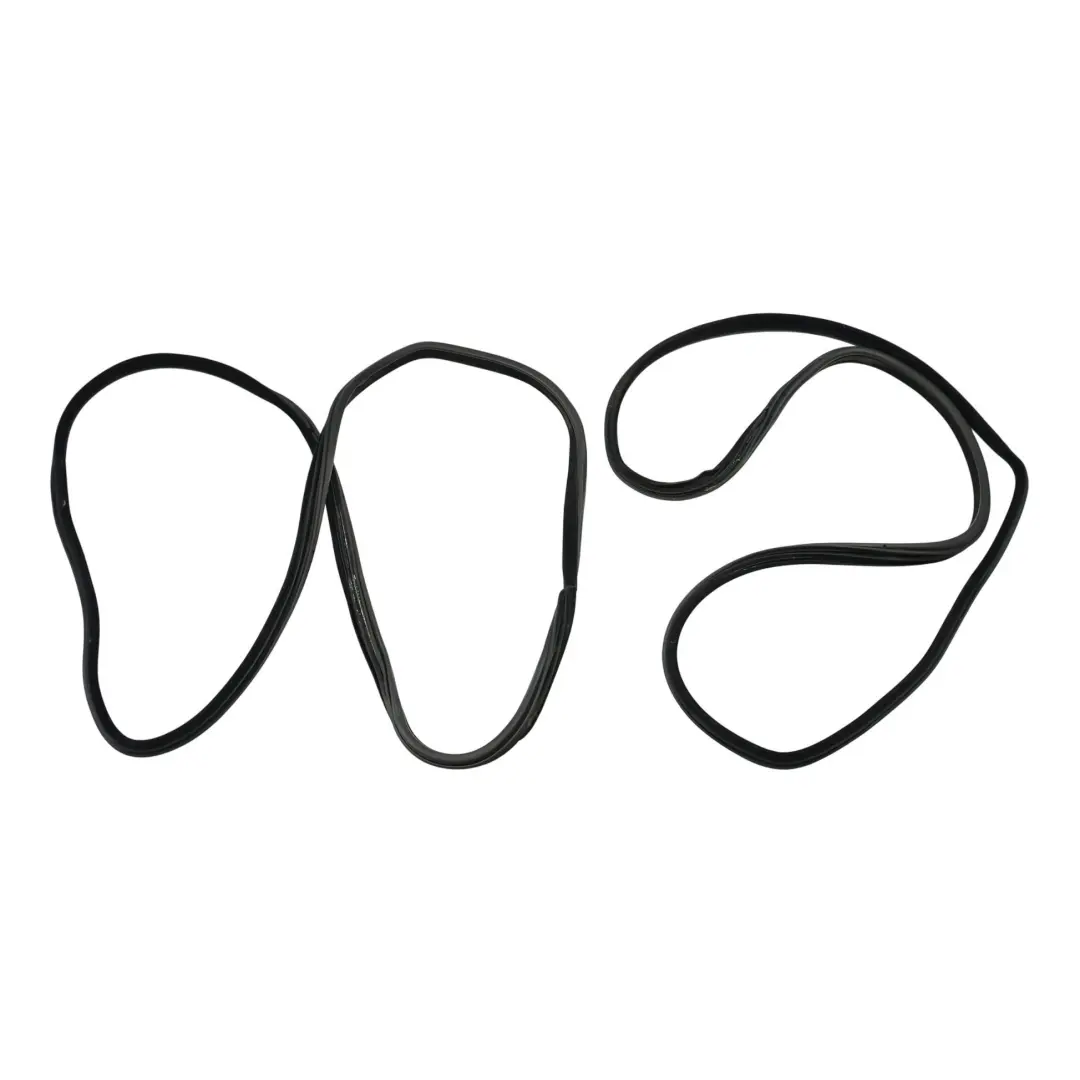Door Seal Gasket Left Right N/O/S to Land Rover Discovery 3 L319 Rear with Part number CGE000970 Land Rover Discovery 3 L319 Rear Door Seal Gasket Left Right N/O/S - SKU CGE000970 - Part number CGE000970