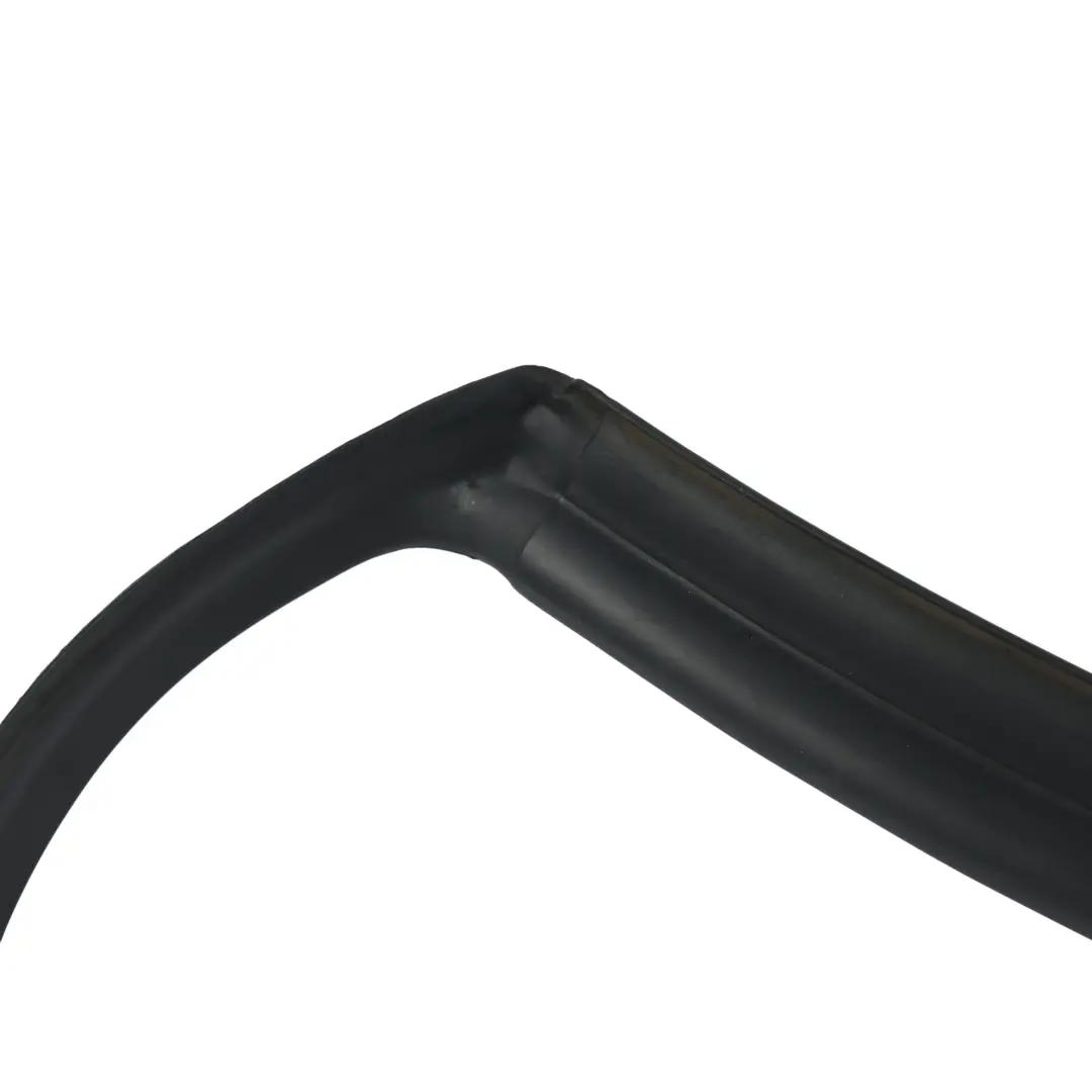 Range Rover Sport L320 Radkasten Dichtung Hinten Rechts - SKU CGE000981 - Teilenummer CGE000981