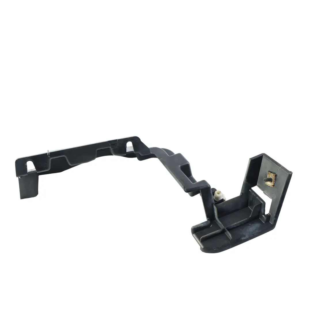Bumper Mount Bracket Mounting Rear Right O/S to Range Rover L405 with Part number CK52-17B919-AA Range Rover L405 Bumper Mount Bracket Mounting Rear Right O/S - SKU CK52-17B919-AA - Part number CK52-17B919-AA