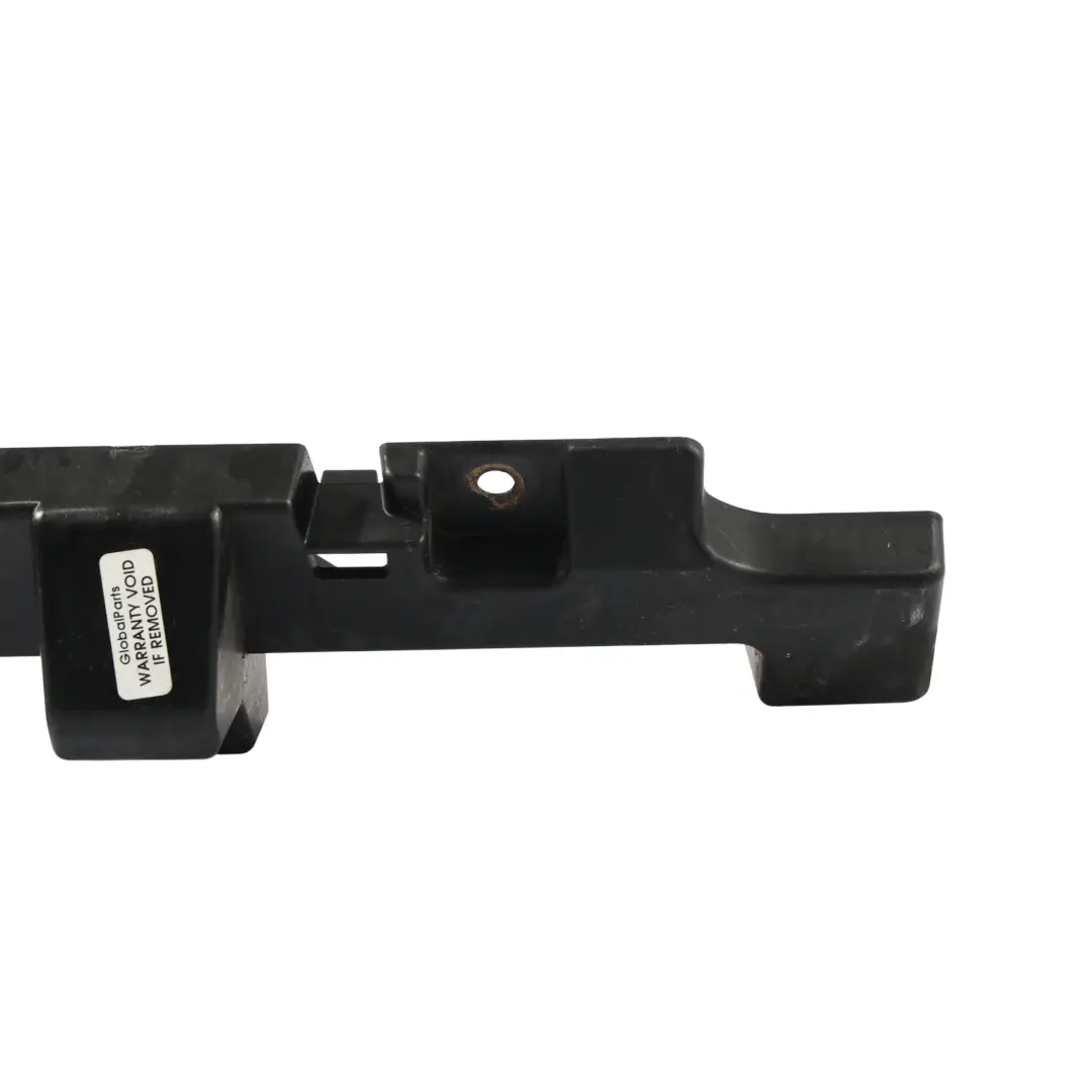 Tylny Środkowy Uchwyt Zderzaka do Land Rover Range Rover L405 o numerze CK52-17E800-AA Land Rover Range Rover L405 Tylny Środkowy Uchwyt Zderzaka - SKU CK52-17E800-AA - Numer Części CK52-17E800-AA