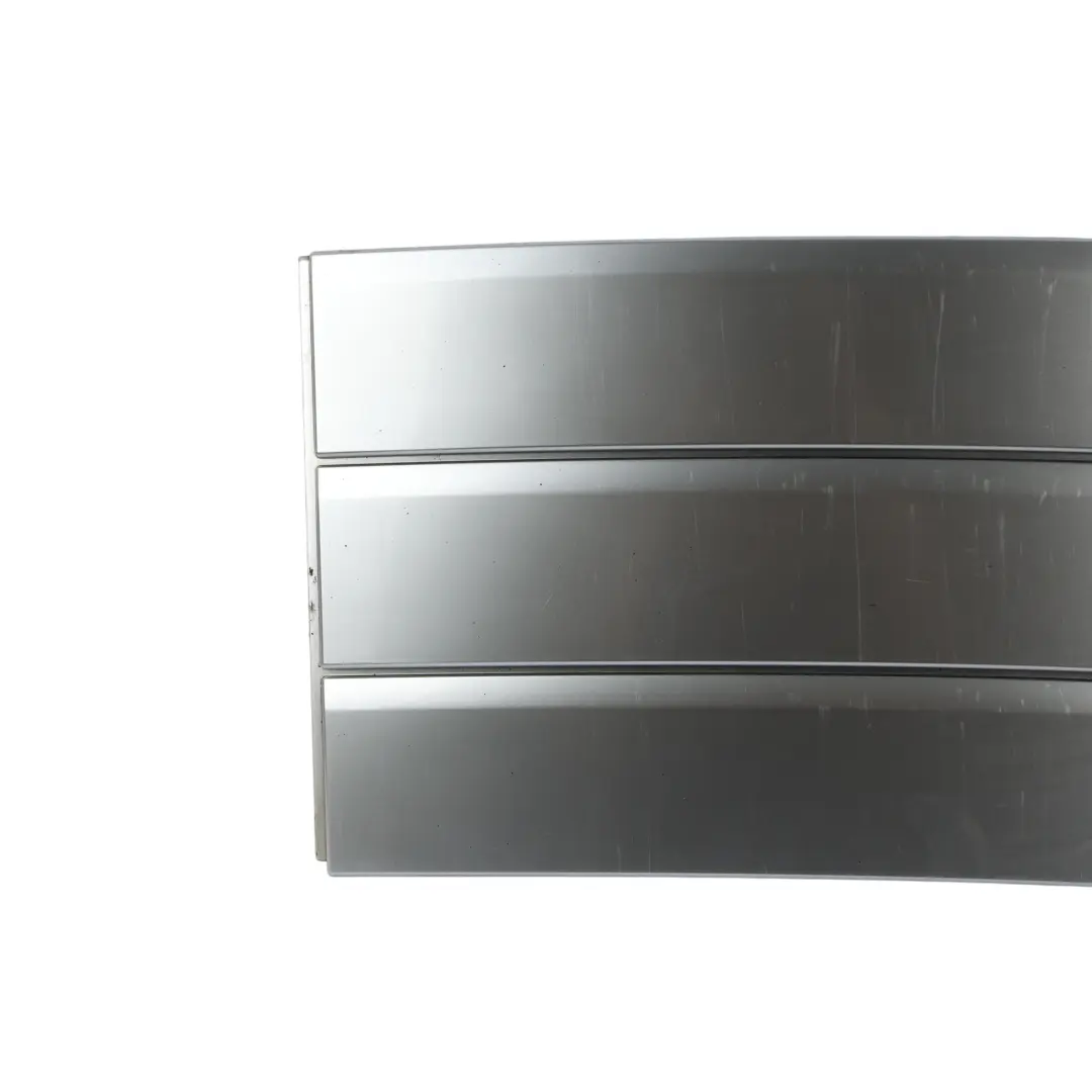 Range Rover Vogue L405 Front Door Trim Cover Panel Wing Left N/S - SKU CK52-20939-CA - Part number CK52-20939-AA