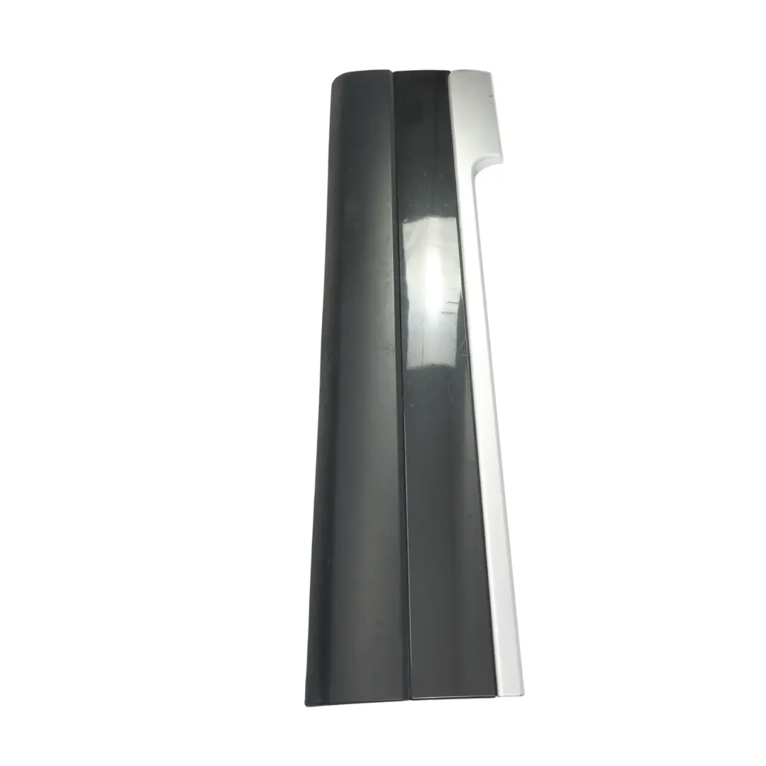 Range Rover Vogue L405 Moldura Puerta Delantera Izquierda Gris Causeway 950 - SKU CK52-21065-ADW-CAG - Número de pieza CK52-21065-ADW