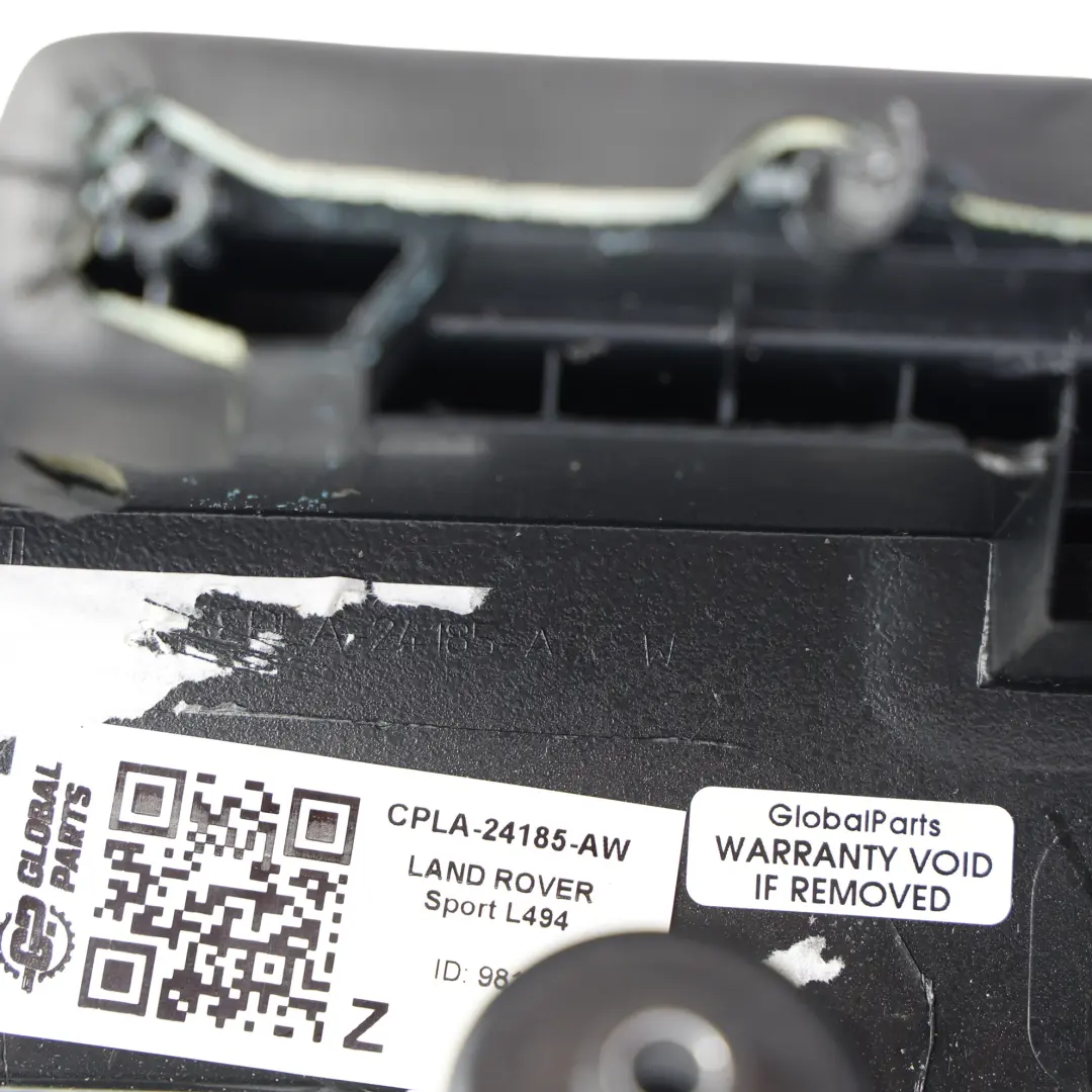Tapizado Puerta Trasera Izquierda para Range Rover Sport L494 con número de pieza CPLA-24185-AW Range Rover Sport L494 Tapizado Puerta Trasera Izquierda - SKU CPLA-24185-AW - Número de pieza CPLA-24185-AW