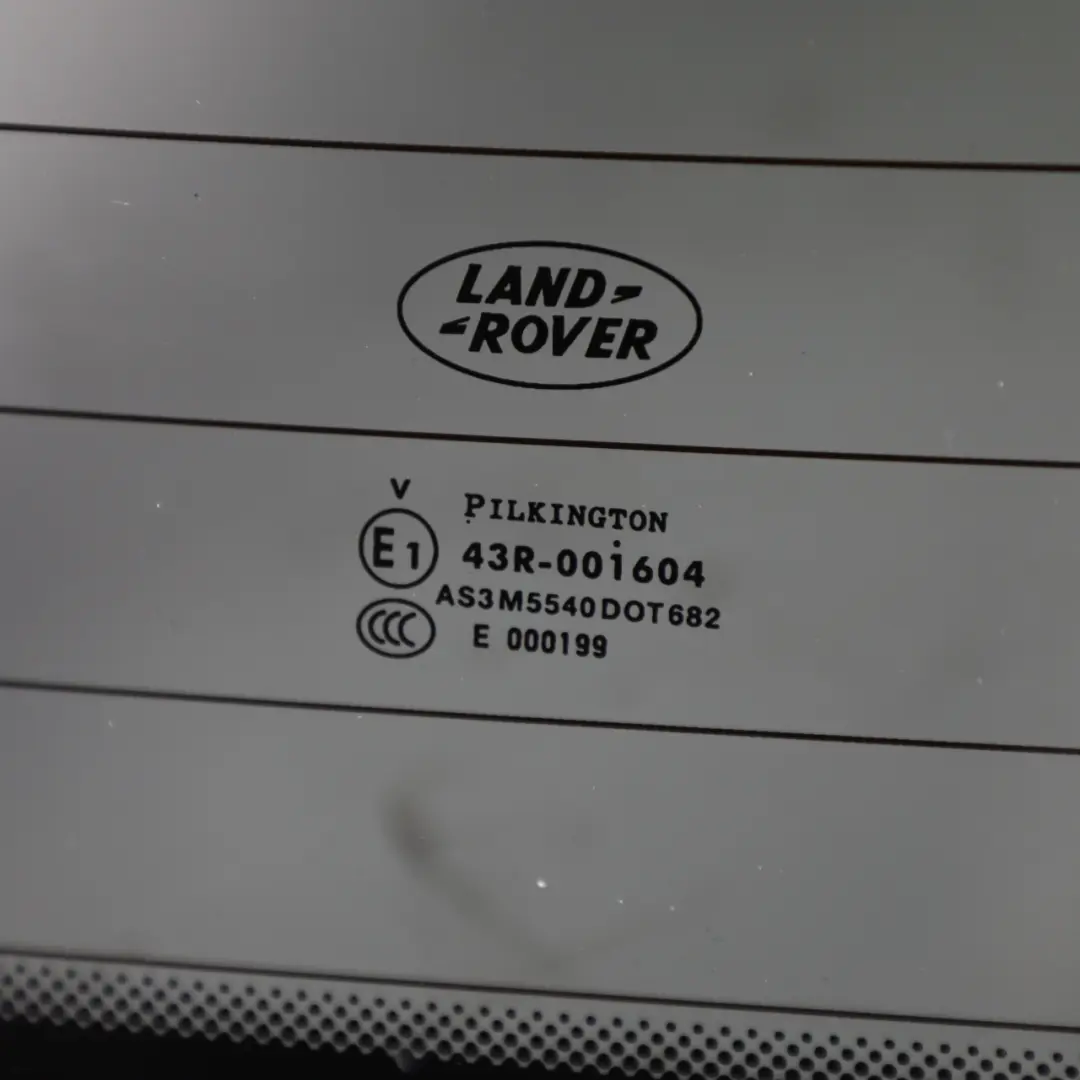 Window Glass 3H4Z-7842004-CA to Land Rover Range Rover L322 Rear with Part number CQB500040 Land Rover Range Rover L322 Rear Window Glass 3H4Z-7842004-CA - SKU CQB500040 - Part number CQB500040