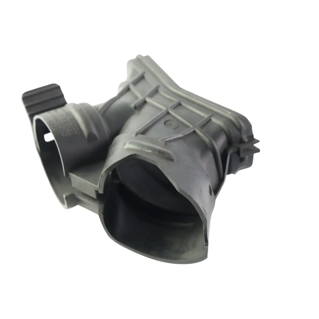 MK3 Luftansaugrohr Schlauch 2.0 TDCi für Ford Focus mit Teilenummer CV61-9A675-AD Ford Focus MK3 Luftansaugrohr Schlauch 2.0 TDCi - SKU CV61-9A675-AD - Teilenummer CV61-9A675-AD