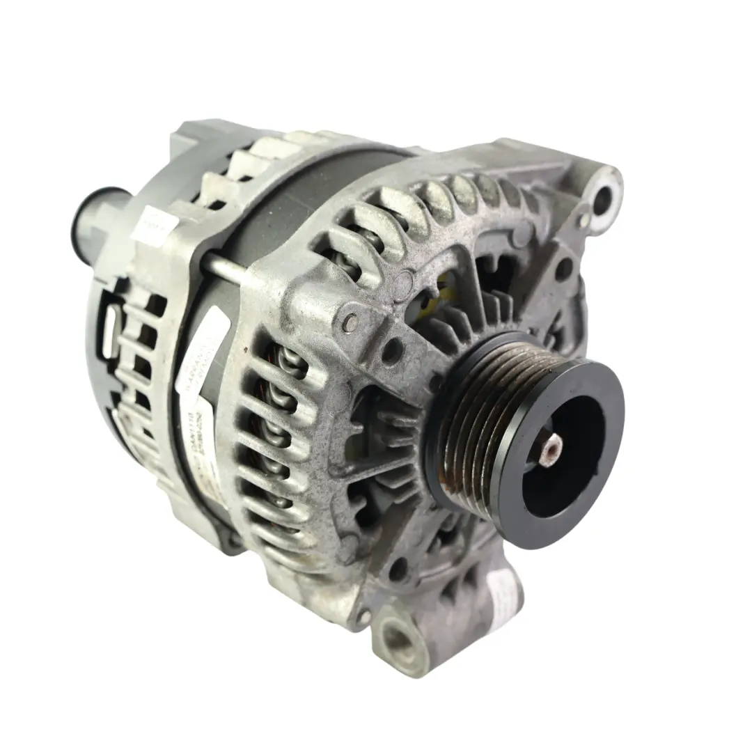 Alternatore 4.4 SDV8 Diesel Denso per Range Rover Sport L405 con numero di parte DAN1110 Range Rover Sport L405 Alternatore 4.4 SDV8 Diesel Denso - SKU DAN1110 - Numero di parte DAN1110