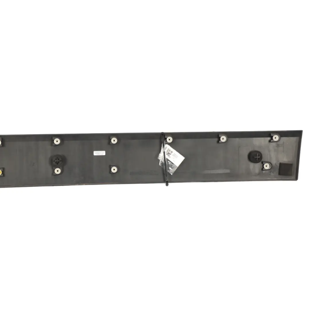 Land Rover Discovery 3 L319 Tailgate Trim Moulding External Lower - SKU DGP000184 - Part number DGP000184