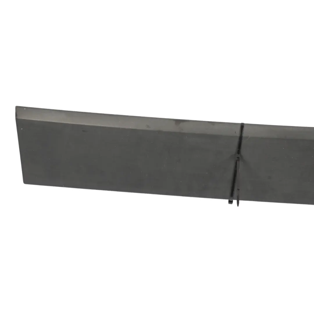 Land Rover Discovery 3 L319 Tailgate Trim Moulding External Lower - SKU DGP000184 - Part number DGP000184