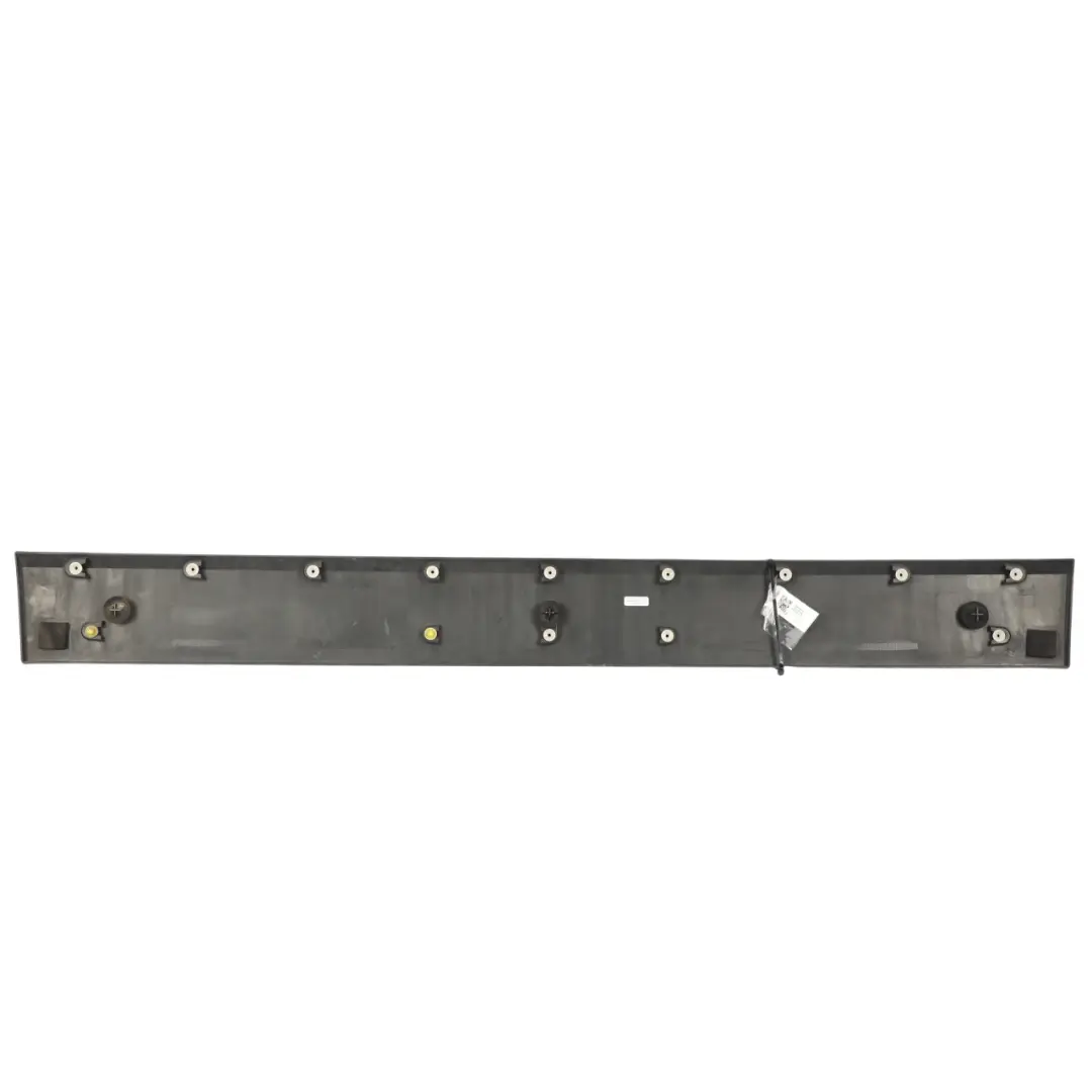 Trim Moulding External Lower to Land Rover Discovery 3 L319 Tailgate with Part number DGP000184 Land Rover Discovery 3 L319 Tailgate Trim Moulding External Lower - SKU DGP000184 - Part number DGP000184