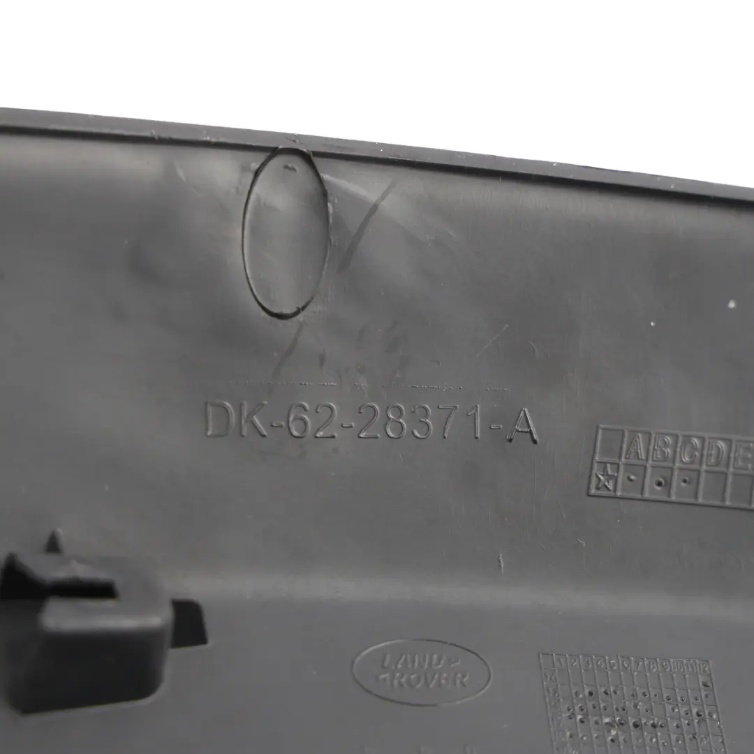 Range Rover L494 Modanatura Passaruota Posteriore Sinistra - SKU DK62-28371-AC - Numero di parte DK62-28371-AC