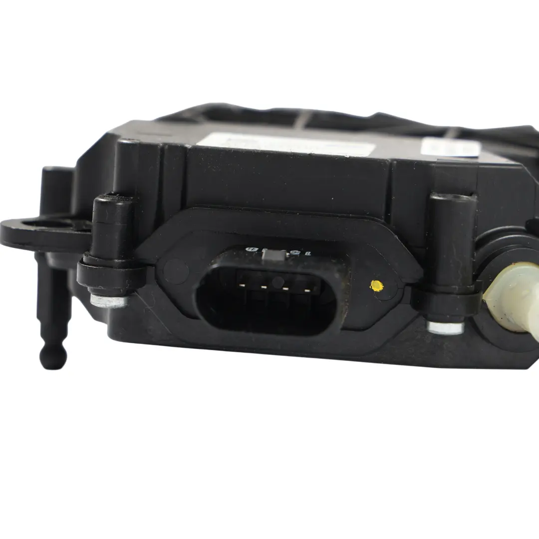 Land Rover Sport L550 Boot Trunk Lid Tailgate Actuator Catch Lock - SKU DK62-404C10-AC - Part number DK62-404C10-AC