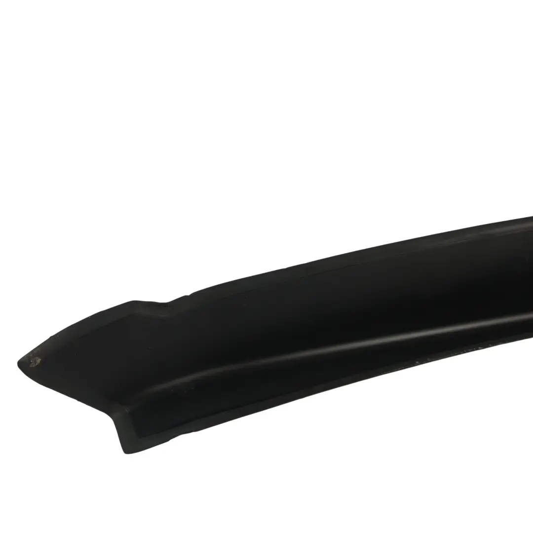Listwa Rynienki Klapy Bagażnika Lewa do Range Rover Sport L494 o numerze DK62-44249-AE Range Rover Sport L494 Listwa Rynienki Klapy Bagażnika Lewa - SKU DK62-44249-AE - Numer Części DK62-44249-AE