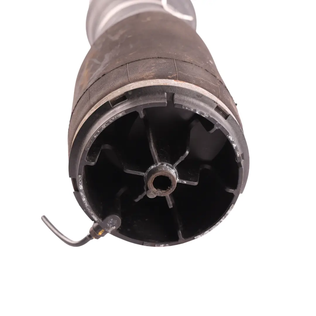 Shock Absorber Bag Left N/S to Range Rover Sport L494 Rear Air with Part number DPLA-5587-AD Range Rover Sport L494 Rear Air Shock Absorber Bag Left N/S - SKU DPLA-5587-AD - Part number DPLA-5587-AD