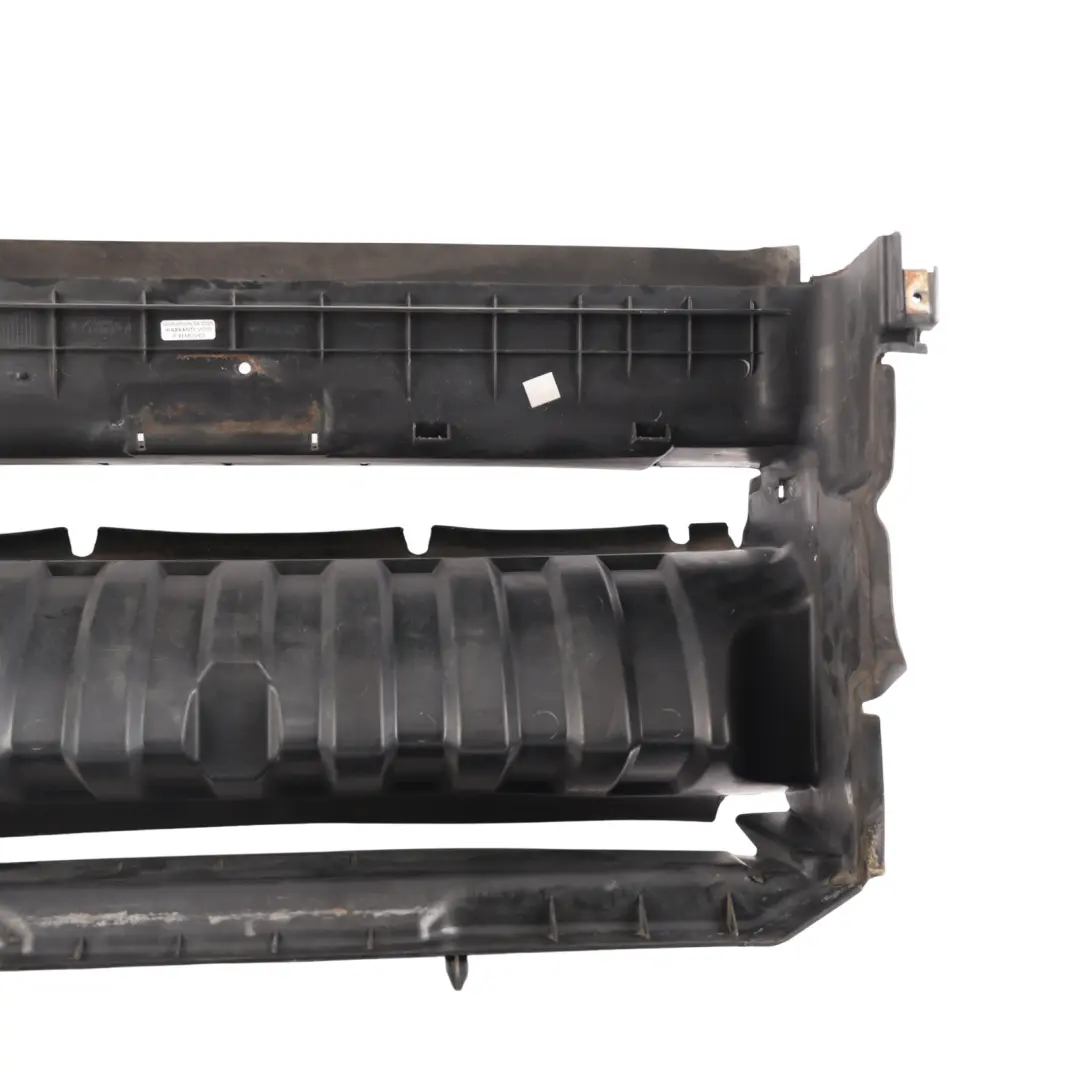 Radiator Air Intake Channel 2.7 V6 to Land Rover Discovery 3 L319 with Part number DXJ500091 Land Rover Discovery 3 L319 Radiator Air Intake Channel 2.7 V6 - SKU DXJ500091 - Part number DXJ500091