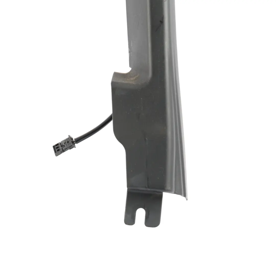 Türrahmen Dichtung Zierleiste Hinten Links für Range Rover L322 mit Teilenummer ELU000071PUY Range Rover L322 Türrahmen Dichtung Zierleiste Hinten Links - SKU ELU000071PUY - Teilenummer ELU000071PUY