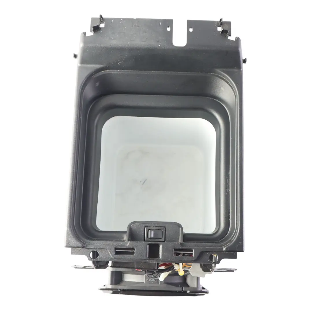 Console Centrale Arrière Glacière pour Land Rover Discovery 3 L319 à propos du numéro de pièce FJB500330PVJ Land Rover Discovery 3 L319 Console Centrale Arrière Glacière - SKU FJB500330PVJ - Numéro de pièce FJB500330PVJ