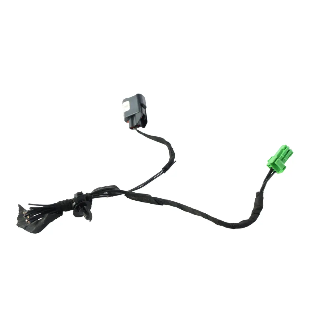 Land Rover Discovery L550 Cableado Luz Trasera Interior Derecho FK72-13193-AE - SKU FK72-13192-AE-2 - Número de pieza FK72-13192-AE