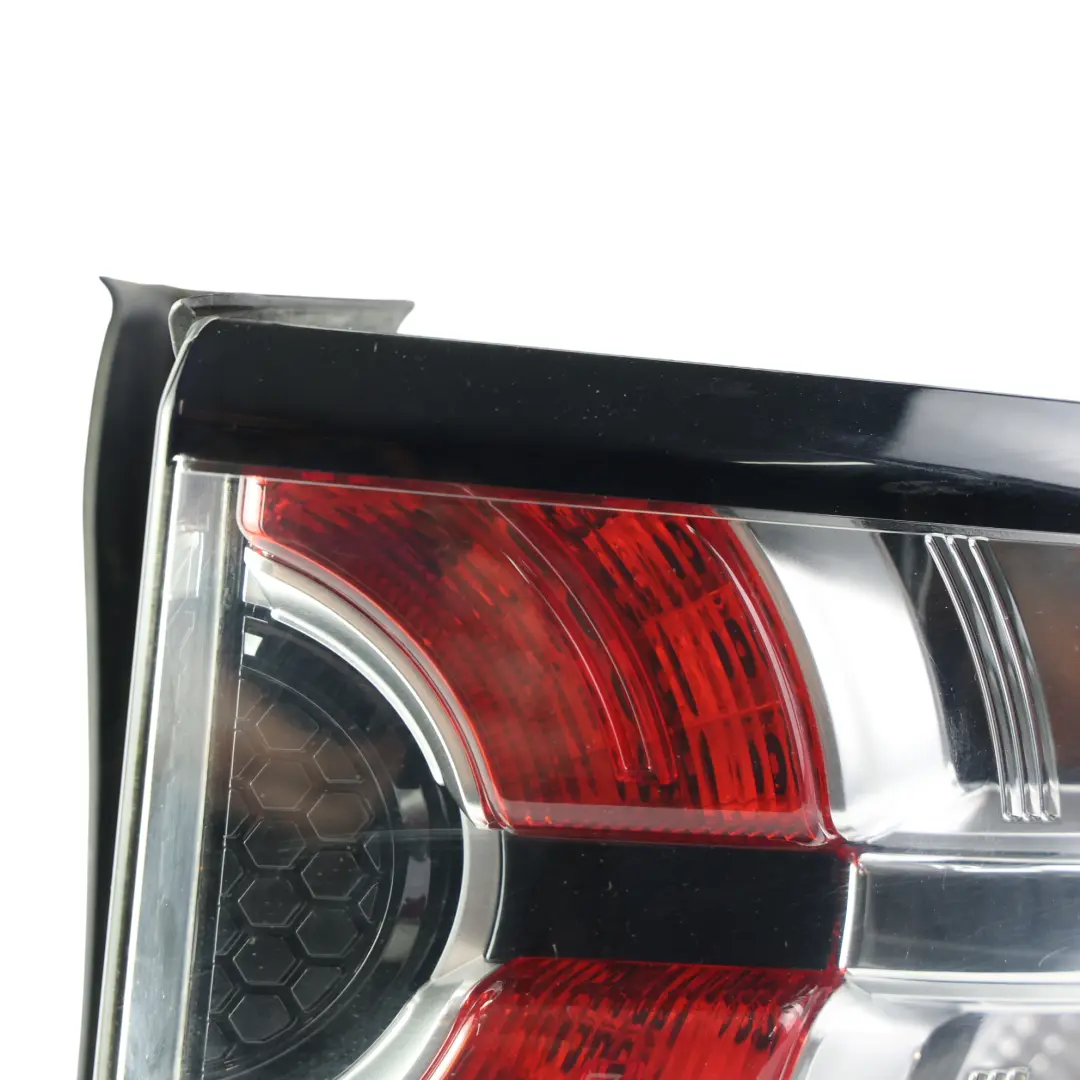 Land Rover Discovery Sport L550 Heckleuchte Außen Rechts LED - SKU FK72-13404-AD - Teilenummer FK72-13404-AD