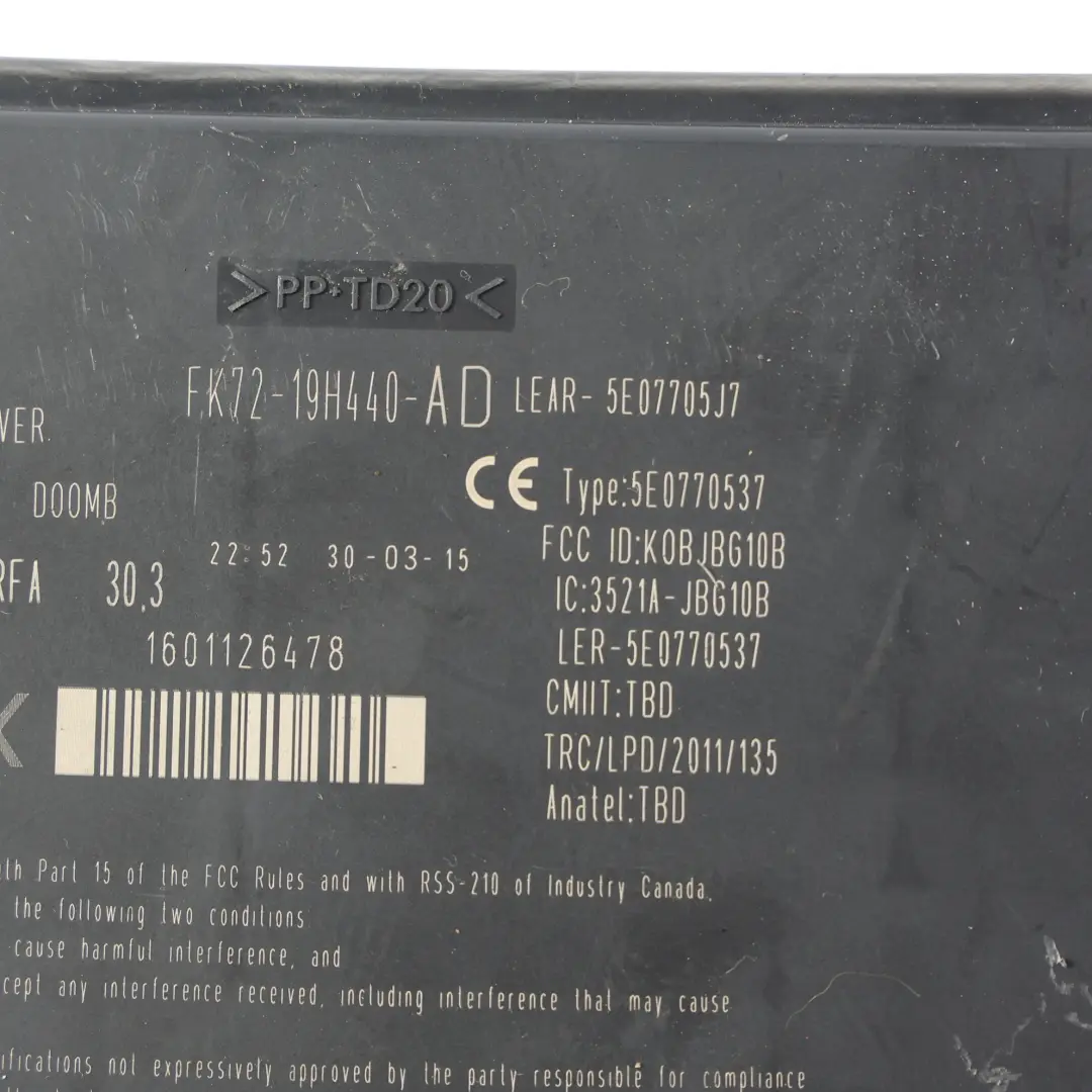 Moduł Sterownik Keyless do Land Rover Discovery Sport L550 o numerze FK72-19H440-AD Land Rover Discovery Sport L550 Moduł Sterownik Keyless - SKU FK72-19H440-AD - Numer Części FK72-19H440-AD
