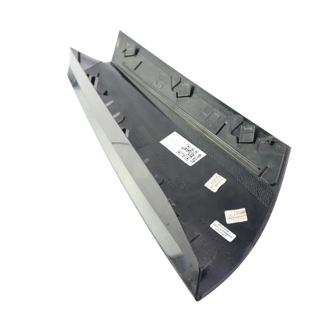 Moulure Cache Panneau Arrière Gauche Noir pour Land Rover L550 à propos du numéro de pièce FK72-29149-AC Land Rover L550 Moulure Cache Panneau Arrière Gauche Noir - SKU FK72-29149-AC-1 - Numéro de pièce FK72-29149-AC