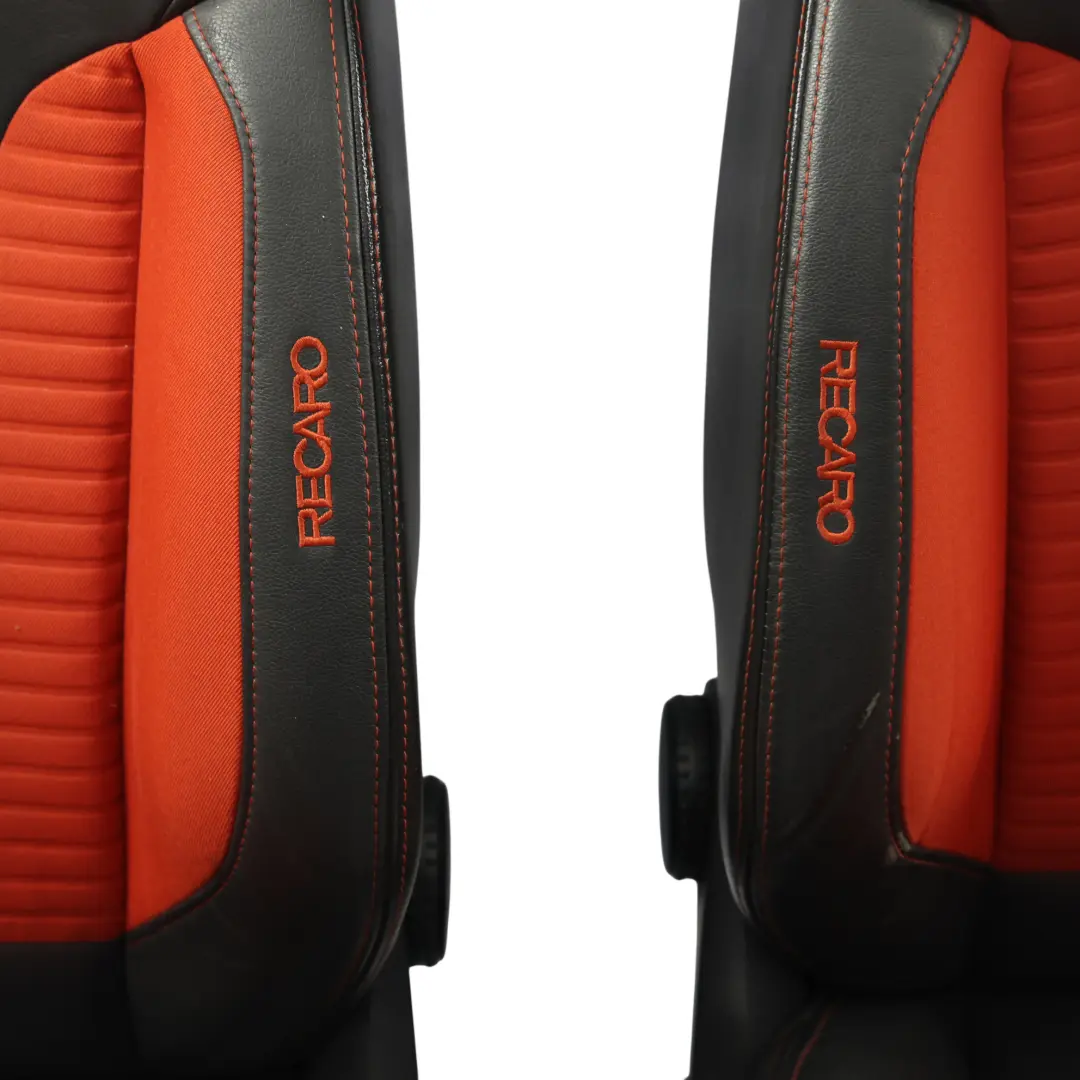Ford Fiesta ST MK7 Sedili Recaro Ant Post Pelle Tessuto Rosso Nero - SKU FORD-FIESTA-ST-MK7-SEAT-RECARO-SET - Numero di parte FORD-FIESTA-ST-MK7-SEAT-RECARO-SET