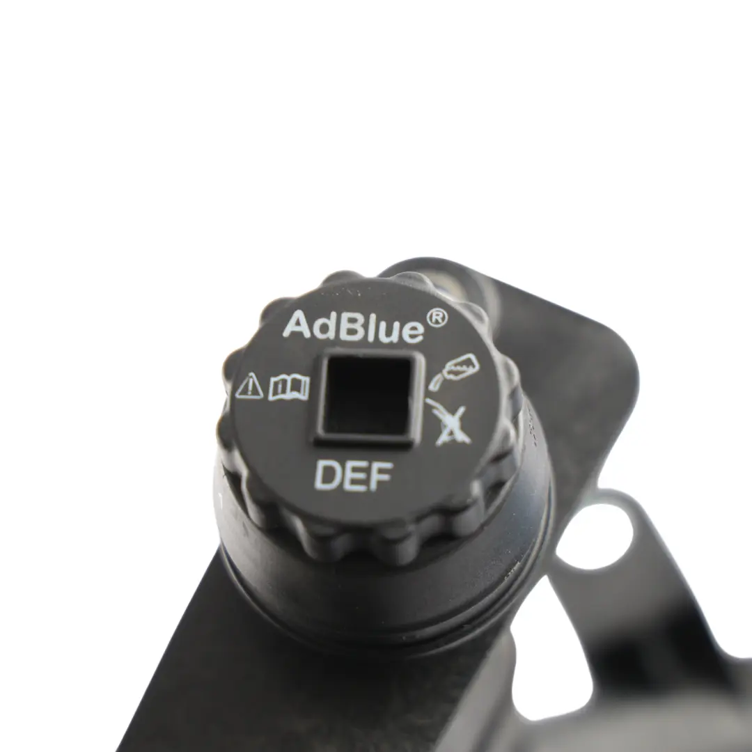 Manguera Tubo Llenado Adblue SDV6 para Range Rover Sport L494 con número de pieza FPLA-5J232-AB Range Rover Sport L494 Manguera Tubo Llenado Adblue SDV6 - SKU FPLA-5J232-AB - Número de pieza FPLA-5J232-AB